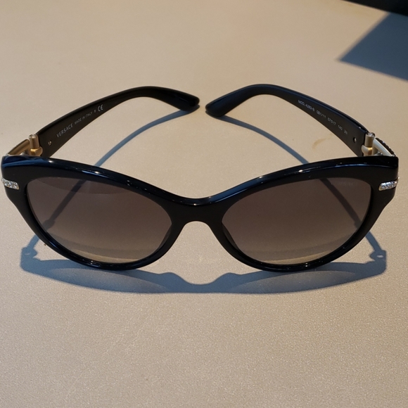 Versace Accessories - Versace sunglasses